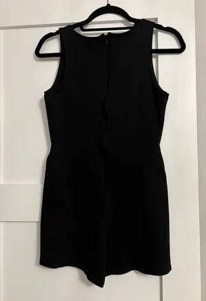 Black Romper Size M thumbnail 4