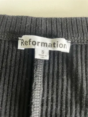 Reformation Paige Ribbed Knit Scoop Neck Long Sleeve Crop Top Black S thumbnail 4