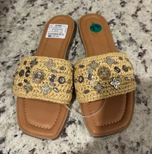 ALDO Sandals Size 7.5 thumbnail 1