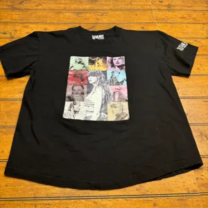 Taylor Swift The Eras Tour Black T Shirt Size Large‎ Concert Merch thumbnail 1