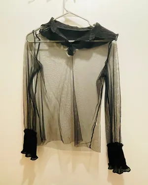 Women Blouse black laced top size 8 thumbnail 1
