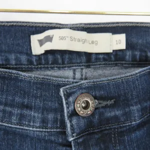 Levi's 505 Straight Leg Bootcut Jeans Dark Wash Size 10 30" thumbnail 5