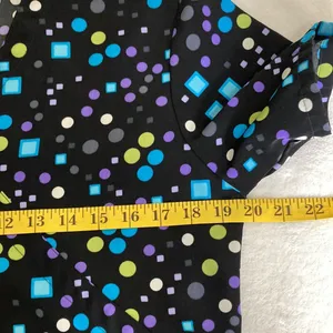 Cherokee Women’s Scrub Top Size XS thumbnail 4