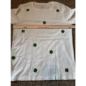 J. Crew White Sequin Clover Graphic T Shirt Size Medium NWT thumbnail 4