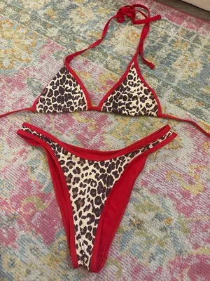 Frankies Bikinis Set thumbnail 1
