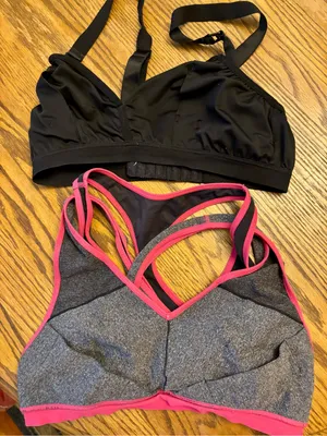 Momcozy Women’s Pumping bras Medium thumbnail 1