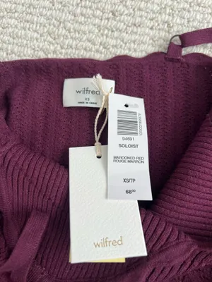 Aritzia Wilfred top  thumbnail 3