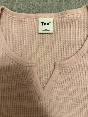 Aritzia TNA Waffle Tee Size M thumbnail 3