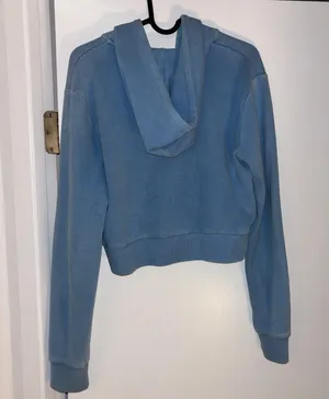 Brandy Melville crop zip hoodie thumbnail 4
