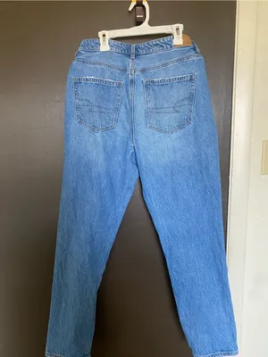 American Eagle Outfitters Mom Jeans thumbnail 3