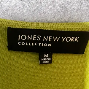 Jones New York Collection Lime Green Silk Blend Scoop Neck Knit Top Mens Medium‎ thumbnail 2