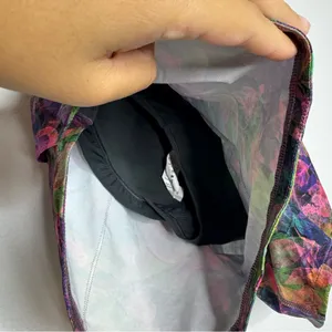Lululemon Vivid Floral Tone Multi / Graphite Grey‎ Speed Up Mid-Rise Lined Short thumbnail 4