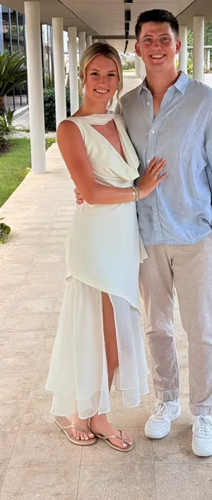 White Dress Size M thumbnail 1