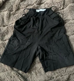 Adika Cut-out Sides Shorts  thumbnail 1