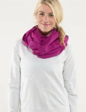 Lululemon Vinyasa Scarf Luon Light Hyper Stripe Raspberry Glo Pink Purple 466 thumbnail 1