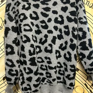 Unbranded Woman’s Leopard Print Long Sleeve Acrylic Cardigan Sweater OS thumbnail 7