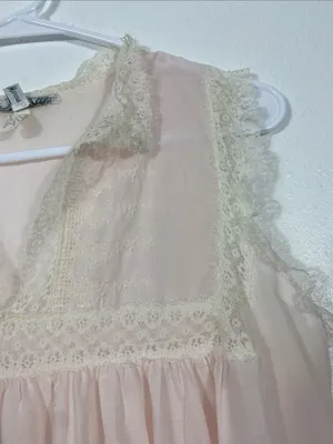 Vintage Christian Dior Lingerie Pink Lace Coquette Long Nightgown 70s 80s Size S thumbnail 4