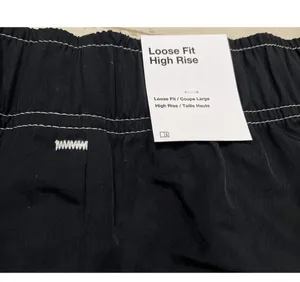 Nike Athletic Shorts Loose Fit High Rise Womens Medium Black DM6752-010 thumbnail 4