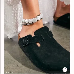 Birkenstock Boston Soft Suede Clogs in Black thumbnail 2