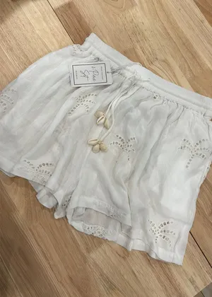 Blue island white short xs thumbnail 1