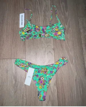 Urban Outfitters brand new pretty floral green bikini small with tags thumbnail 1