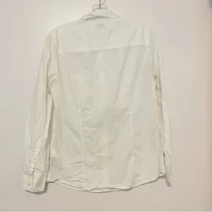 J Crew Button-up cotton poplin shirt in signature fit thumbnail 2