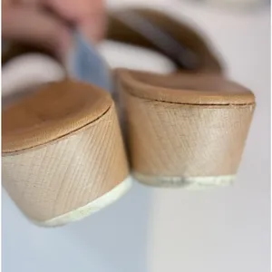 Donna Toscana Italy Light Blue Suede Studded Wood‎ Wedge Slide Sandals Mules 8.5 thumbnail 7