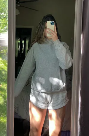 Aritzia Cozy Fleece Perfect Hoodie grey thumbnail 1