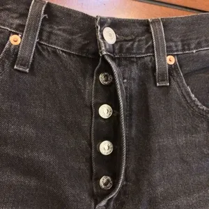 Levi’s 501 raw hem black buttonfly jean shorts 28 jorts thumbnail 2