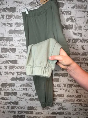 John galt | women brandy Melville sage green sweatpants joggers thumbnail 5