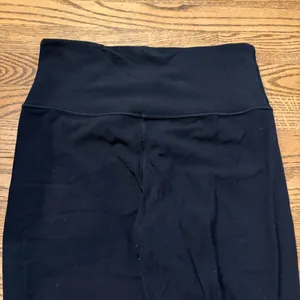 Athleta Elation Tight Leggings Ultra High Rise Black thumbnail 4