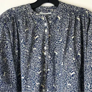 Doen O’Keeffe Blouse Prancing Fawn Floral Cotton Blue Cream Small‎ NWT thumbnail 6