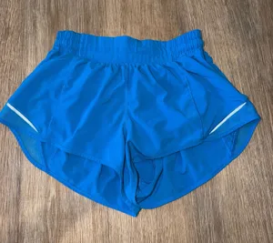 Lululemon Hotty Hot Shorts 2.5" thumbnail 1