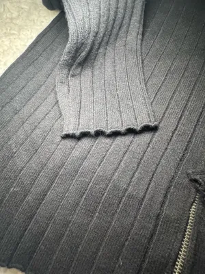 Universal Threads Sweater thumbnail 5