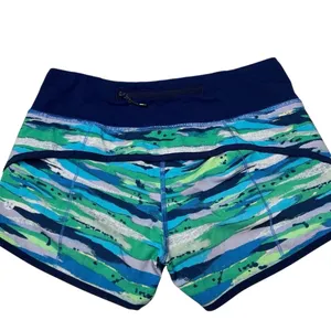 Lululemon Run 2.5” Speed Shorts in Seven Wonders Blue Pattern Size 8 thumbnail 4