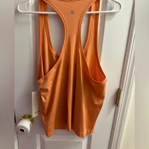Lululemon Nwt Swiftly Tank Race Length Size 10 thumbnail 3