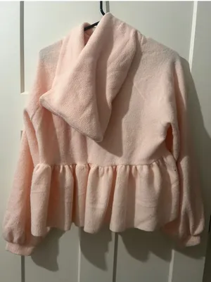 Urban Outfitters sweater  thumbnail 1