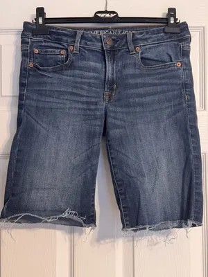 American Eagle Super Stretch Dark Wash Raw Hem 10” Skinny Bermuda Jean Shorts 8 thumbnail 3