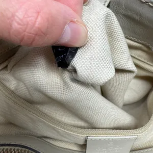 Gucci Sukey Medium Tote Monogram Canvas White Trim Pleated Handbag Charm thumbnail 13