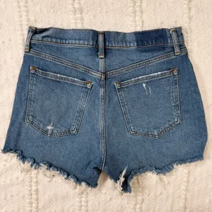 Abercrombie & Fitch The Mom Short High Rise Medium Wash Distressed Denim 28 6 thumbnail 2