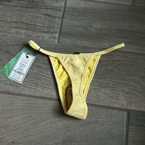 Fae jones bottom in buttercup Yellow Size L thumbnail 4