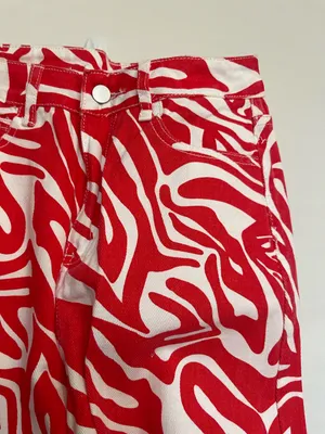 Red Zebra Print Jeans Size 2 thumbnail 3