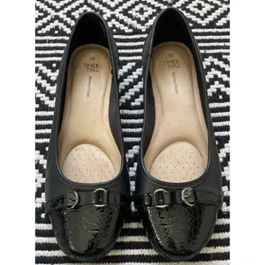 Time & Tru Black Buckle Croc Flats thumbnail 7
