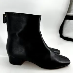 J.Crew Roxie Ankle Boots Back-Zip Leather Low Heel Center Seam Black 6.5 thumbnail 3