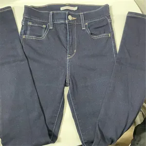 Levi's Women's 720 High Rise Super Skinny Jeans Size 26 Dark Blue thumbnail 4