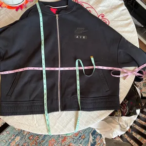 Nike NSW Rally Jacket Varsity Air Cropped Black Sz XL Athleisure Athlete Gym thumbnail 12