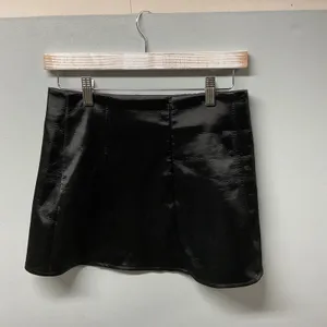 Zara Mini Skirt‎ Womens Small Black Textured Coated A-Line Night Out Edgy thumbnail 3