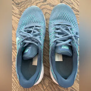 Nike Teal Athletic Shoes size 7 thumbnail 3