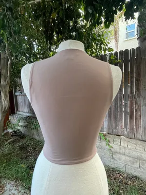 Aritzia Babaton Contour muscle tank top Taupe minimalist classic essential XS thumbnail 3