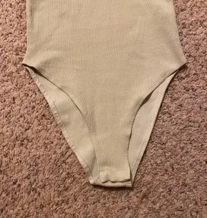 ZARA ‼️ Puff Sleeve Ribbed Bodysuit‼️ thumbnail 6